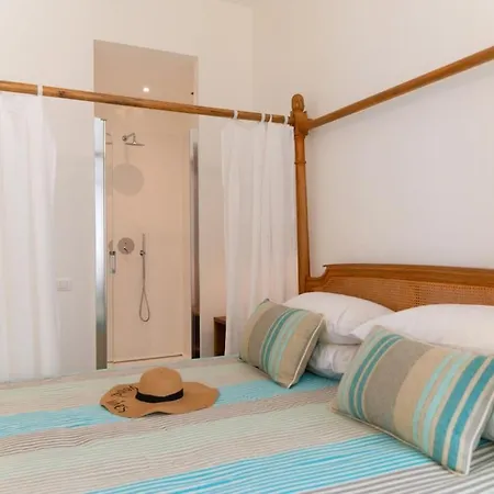 Maison Marika Σορέντο